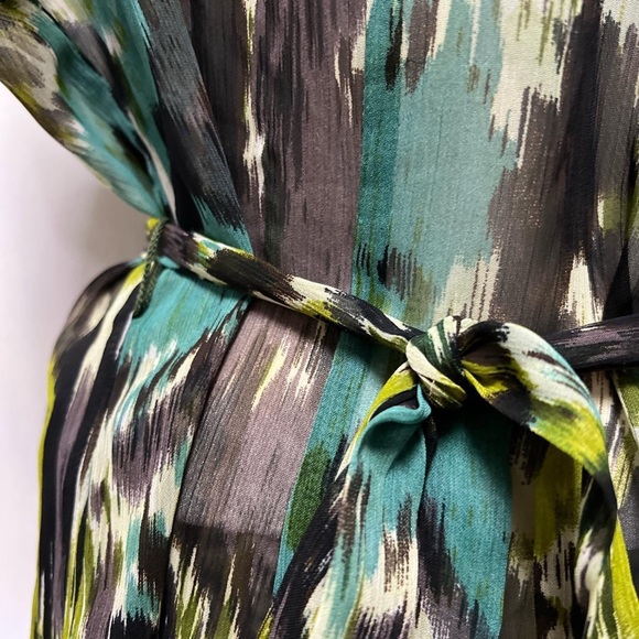 NWT Laura plus blouse - Picture 2 of 2